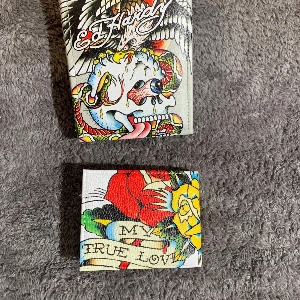 Ed Hardy Mens White Tattoo Flash Skull Eagle Bifold Wallet NEW WBox